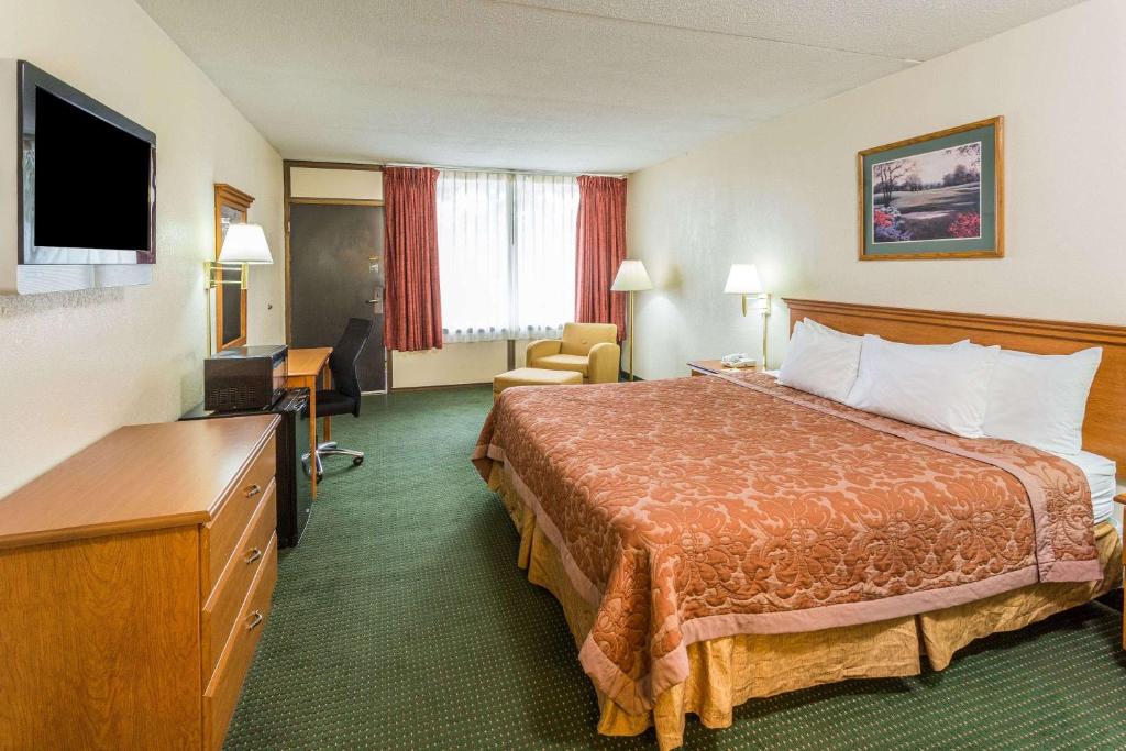 Days Inn by Wyndham Valdosta/Near Valdosta Mall image 10