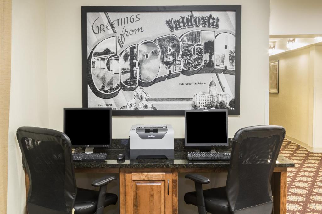 Days Inn by Wyndham Valdosta/Near Valdosta Mall image 17